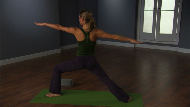 Yoga in 10 - Warrior Flow
