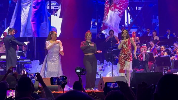 El vídeo viral de Isabel Pantoja con su sobrina Anabel y Naiara de ‘OT’ haciendo un TikTok en pleno concierto