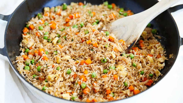 EASY 20-Minute Fried Rice Recipe - I Heart Naptime