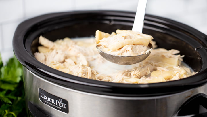 Americana Classics 5-Quart Slow Cooker Crock Pot Crockpot