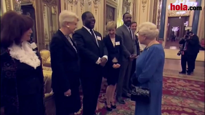 Helen Mirren actúa para la Reina y la Duquesa de Cambridge en una estelar recepción en palacio a los actores británicos