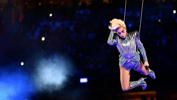 De la impresionante actuación latina de Shakira y JLo a Lady Gaga volando por los aires: los momentazos de la Super Bowl