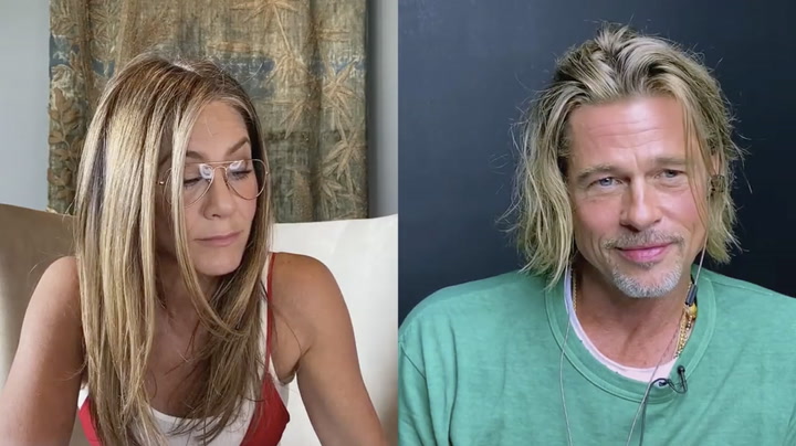 Brad Pitt y Jennifer Aniston 'coquetean' durante una videollamada