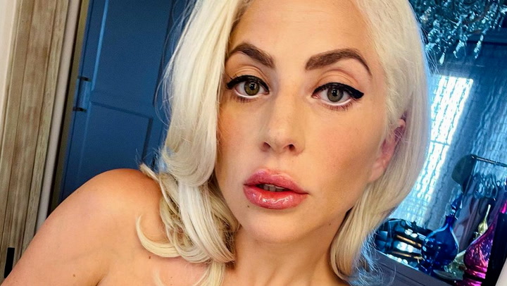 Lady Gaga sorprendida por una estrella de Hollywood