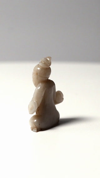 Thumbnail of A MINIATURE JADE FIGURE OF BODHISATTVA Song-Ming dynasty video